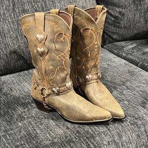 Durango Tan Embroidered Heeled Boots